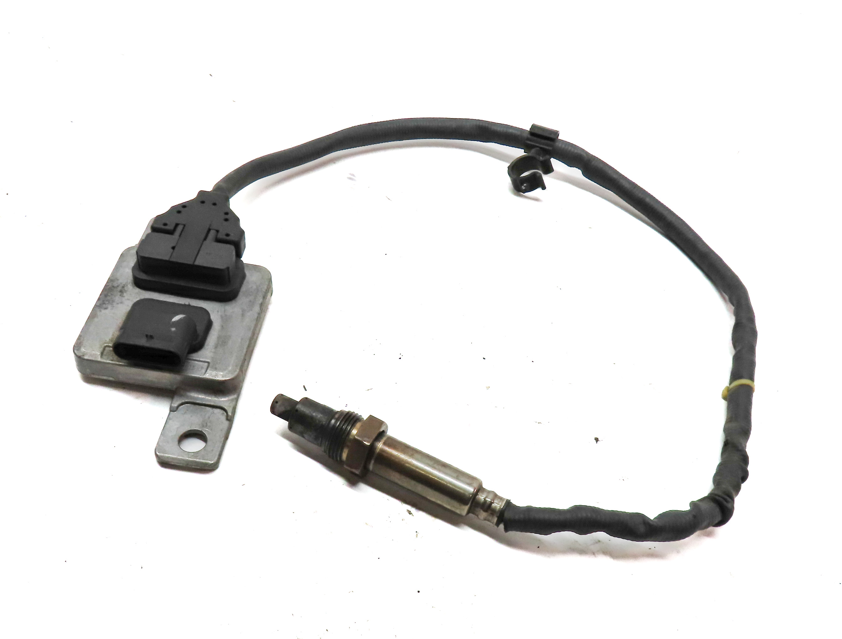 2014 AUDI Q7 (4L) 3.0L DIESEL (CNRB) ENGINE NITROUS OXIDE NOX SENSOR — exact item pictured